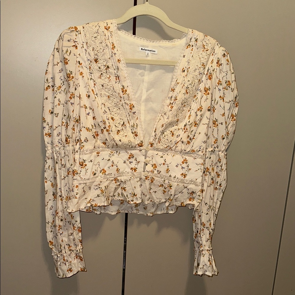 Reformation Meadowlark Long Sleeve Top size 8 - Picture 8 of 13